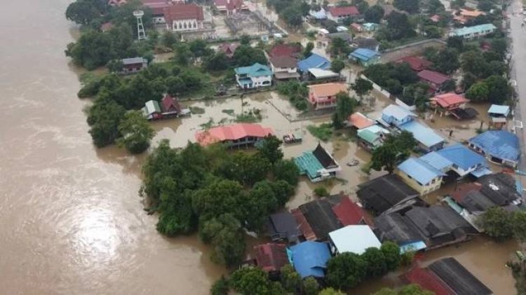 อยุธยาสาหัส! น้ำท่วมลุกลาม 11 อำเภอ กระทบเกือบ 6 หมื่นครัวเรือน