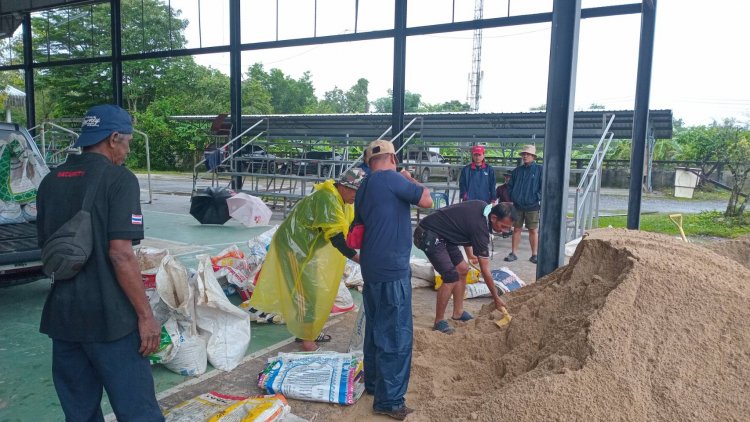 ฝนกระหน่ำสงขลา 7 อำเภอจ่อวิกฤต-พัทลุง “อ่วม” น้ำหลากท่วมเมือง ปภ.เตือน 5 อำเภอเสี่ยงน้ำป่า–ดินถล่ม