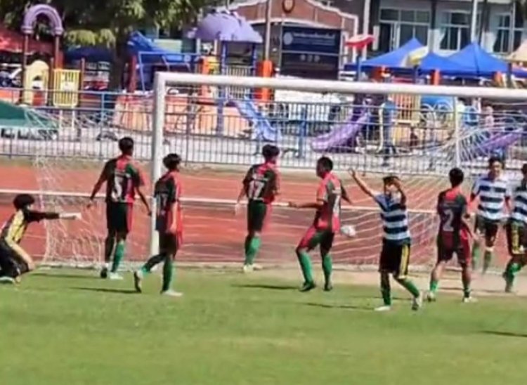 หมอนทอง-รถเข็นฝัน-ถือเคล็ดใช้รถคันเดิม-เสื้อผ้าชุดเก่งชนะดวลโทษมัธยมตากสิน 5-3