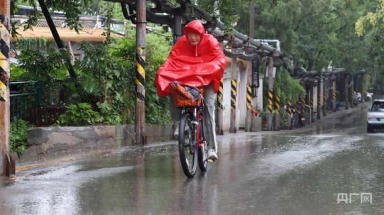 ชายชราจีนผู้สูญเสียขา 2 ข้าง พิชิตยอดเขาที่สูงที่สุดในโลกได้อย่างไร