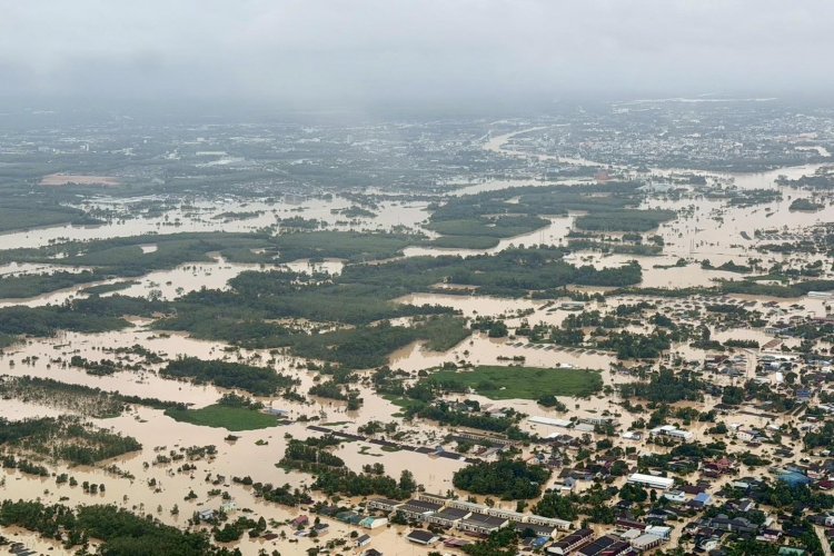มหาอุทกภัยถล่มอาเซียน " ไทย- เวียดนาม -มาเลเซีย"อ่วมอรทัย
