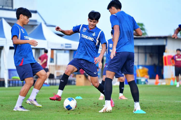 "ทีมชาติไทย"ซ้อมเจาะบุคคล "ชมพัฒน์-วิชั่น"ยันไม่กดดัน