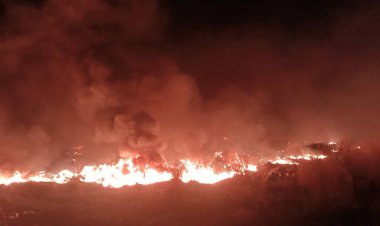 ปราจีนบุรีไฟไหม้บ่อขยะลูกรังลักลอบทิ้งขยะอิเล็กทรอนิกส์ดับสนิทแล้ว