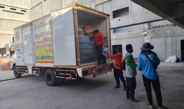 ขบวนเมตตาโคราชถึงหาดใหญ่แล้ว ส่งมอบสิ่งของบรรเทาทุกข์สู่มือผู้ประสบภัยภาคใต้
