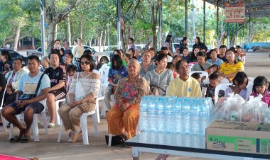 สส.ภูมิใจไทยมอบถุงยังชีพแก่ผู้อพยพจาก จ.สระแก้วทยอยเข้าศูนย์พักพิงปราจีนฯเพิ่มขึ้นต่อเนื่อ