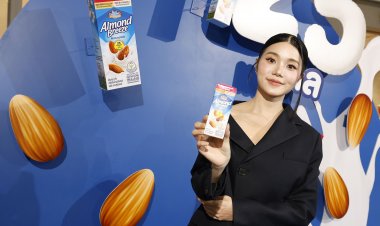 เครือเฮอริเทจ ปั้นแคมเปญใหญ่ ‘Almond Breeze® 25 kcal Light Up Your Day’ชูจุดขายนมอัลมอนด์แคลต่ำสุดในตลาด ดึง ‘ญาญ่า’ เจาะใจสายเฮลท์ตี้”