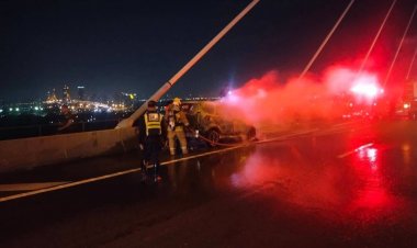 นาทีชีวิต!สองผัวเมียถอยรถมือ2ขับกลับบ้านไฟลุกท่วมวอดทั้งคัน