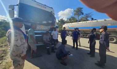 จังหวัดน่านชี้แจงกรณีข่าวรถบรรทุกน้ำมันรอข้ามแดนห้วยโก๋น ยืนยันการส่งออกเป็นไปตามปกติ ไม่เกี่ยวข้องความขัดแย้งระหว่างประเทศ