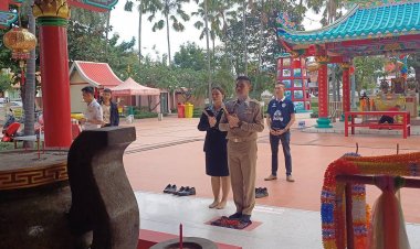 “ปจ.ตั้ม”สักการะสิ่งศักดิ์สิทธิ์คู่บ้านคู่เมืองในโอกาสรับตำแหน่งปลัดจังหวัดบุรีรัมย์วันแรก