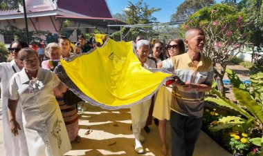 หนึ่งเดียวในโลก! ยกดาบชาติพันธุ์ ตัดกรรมที่ วัดดงเสลา สุพรรณบุรี รับโชคปีใหม่