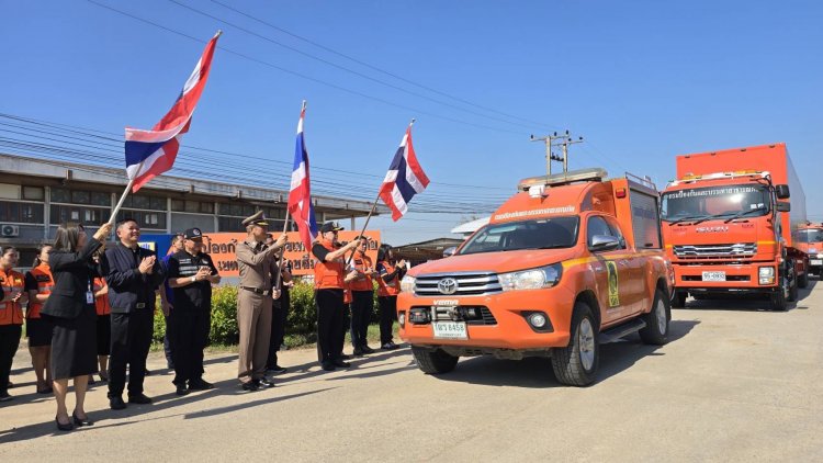 โคราชระดมพลังน้ำใจ ส่งขบวนสิ่งของกว่า 8 พันกิโลและเงินบริจาค 8.7 แสน ช่วยผู้ประสบอุทกภัยภาคใต้