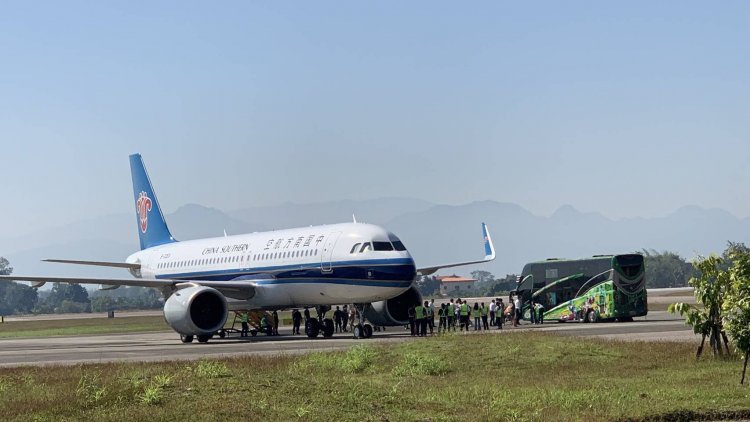 จีนส่งเครื่องบินรับชาวจีนจากพื้นที่สแกมเมอร์  300 คน ที่แม่สอด