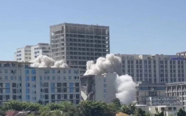 ทหารเมียนมาบี๊มตึกสแกมเมอร์ชเวโก๊กโก่ 13 ชั้นพังทลายล้างบางจีนเทา