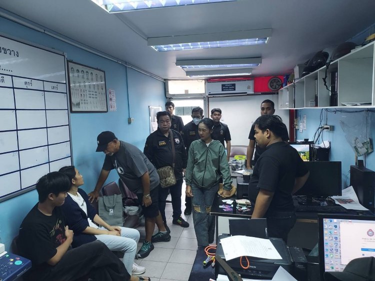 ตำรวจบุกรวบ 3 ผู้ต้องหา แก๊งบัญชีม้าคาตู้เอทีเอ็มย่านห้วยขวาง