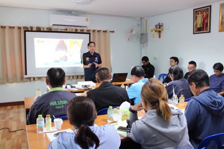 พช.ปทุมฯ ปลูกปัญญาเสริมความรู้จักการออม-ใช้เงินให้เป็น สร้างศก.ฐานราก