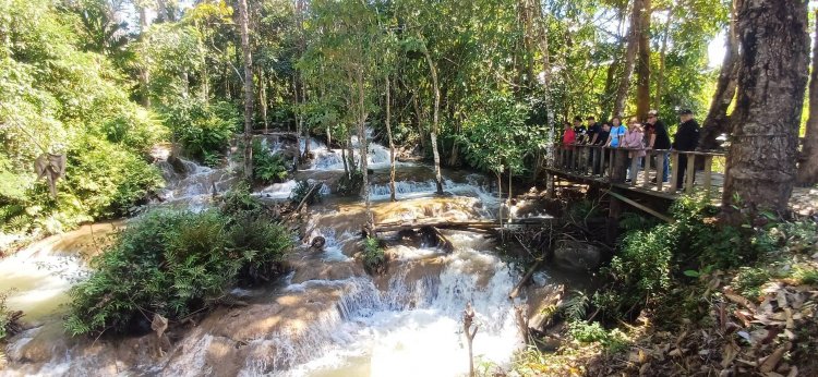 เที่ยวสุดฟิน!มนต์เสน่ห์“น้ำตกจีเคซี”สูดโอโซนบริสุทธิ์สัมผัสธรรมชาติอุ้งผาง