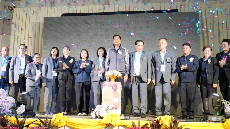 บิ๊กแจ๊สเปิดการแข่งขันกีฬาซอฟท์เทนนิสนานาชาติ Pathum Thani International Soft Tennis Tournament 2025