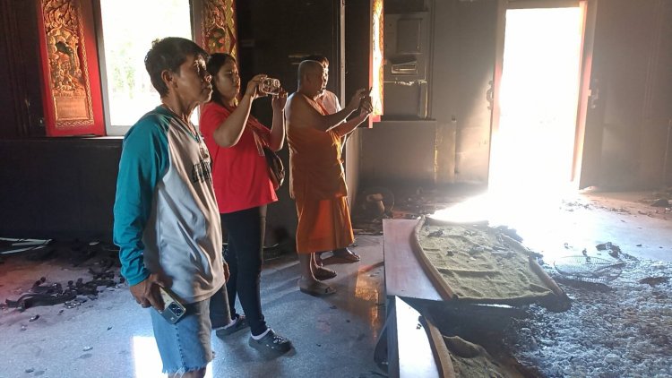 สะเทือนใจชาวพุทธ!ไฟไหม้โบสถ์ปริศนาเสียหายหนัก