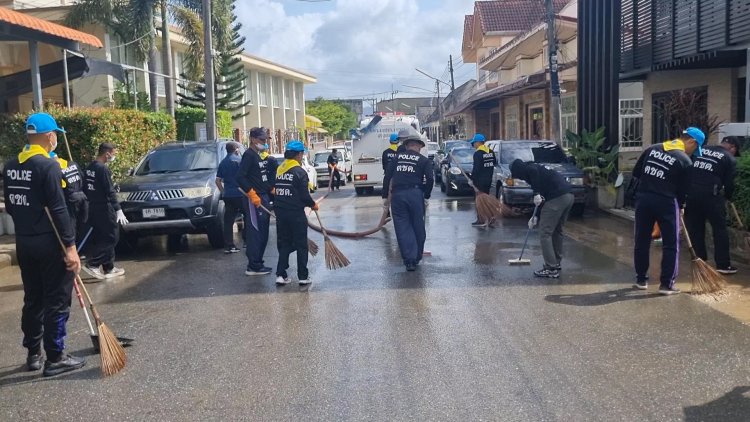 “หาดใหญ่” วอน “ผู้ใหญ่ใจดี-ผู้มีจิตใจเมมตา” ” แจกสิ่งของถุงยังชีพข้าวกล่องถึงมือผู้บริโภค