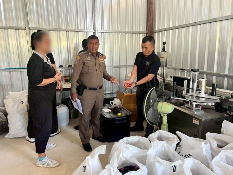 ปูพรม  10 จุด ทลาย 2 เครือข่ายลักลอบผลิต4x100 มรณะมอมเมาเยาวชนยึดของกลางเพียบ