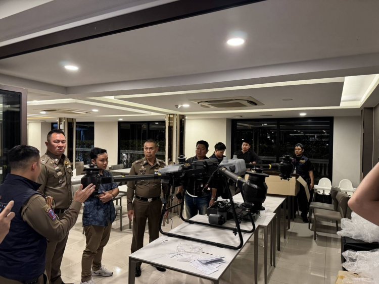 บุกจับ 4 หนุ่มเมียนมาคาโรงแรมหรูบังคับโดรนป่วนเมืองแตกตื่นกันทั้งสุวรรณภูมิ