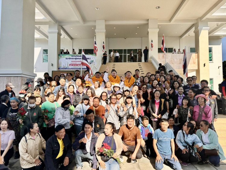 เปิดรับสมัคร สส.ตาก 3 เขต วันแรก คึกคัก ผู้สมัคร เดินทางมาตั้งแต่เช้า