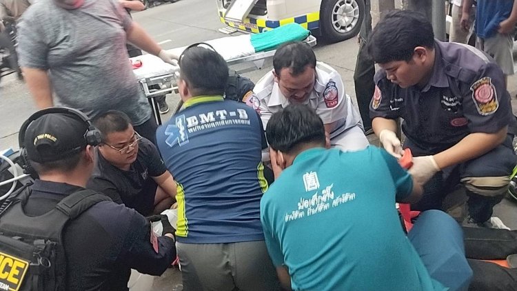 โจ๋วัย 16 ปี ฉุนถูกต่อว่าควักมีดกระหน่ำแทงลุงวัย 53 ดับคาวัดบรมนิวาส