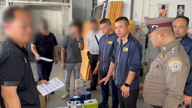 บุกจับผู้ลักลอบดัดแปลงกล่องทีวีดิจิตอลละเมิดลิขสิทธิ์หนังยึดของกลางกว่า 6,939 กล่อง