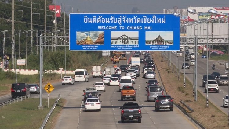 นักท่องเที่ยวทะลักเชียงใหม่สัมผัสลมหนาวเคาต์ดาวน์ส่งท้ายปีเก่าต้อนรับปีใหม่