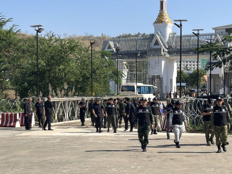 หยุดยิงครบ 72 ชม.ไทยปล่อยตัวทหารเขมร 18 นายกลับบ้านอย่างปลอดภัย