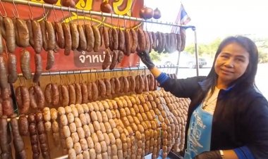 อร่อยโดนใจ!ของฝากญาติมิตรสุดฮิต“หม่ำพก" ห้าแยกชัยภูมิขายดีจนทำไม่ทัน