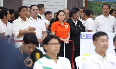 เปิดประวัติชีวิต "ไอซ์ รักชนก" วัยเด็ก ที่คุณอาจไม่เคยรู้