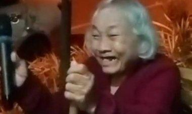 รำลึกวีรชน!คุณยายวัย87ปีร้องเพลงชาติไทยกระหึ่มเสียง-ทำนองไม่เพี๊ยน