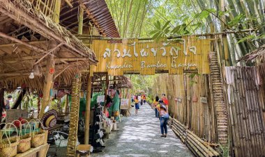“ตลาดสวนไผ่”  ฮิตติดลมบนนักท่องเที่ยวทะลักผักผ่อนดันเศรษฐิจพัทลุงคึกคัก