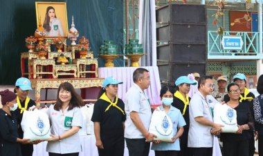 ศรีสะเกษห่วงใยถึงชุมชน ผู้ว่าฯ เปิดหน่วยแพทย์เคลื่อนที่ พอ.สว. ควบคู่จังหวัดเคลื่อนที่