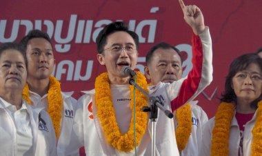 “ยศชนัน”ลงพื้นที่สมุทรปราการ นำทีมผู้สมัครพรรคเพื่อไทยเปิดเวทีปราศรัยมั่นใจชนะ8เขต