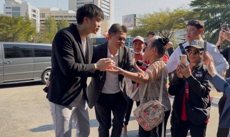 น้อง"ไปป์"ตัวแทน"ยิ่งลักษณ์"เข้าเยี่ยม "ทักษิณ"ครั้งแรกในเรือนจำกลางคลองเปรม