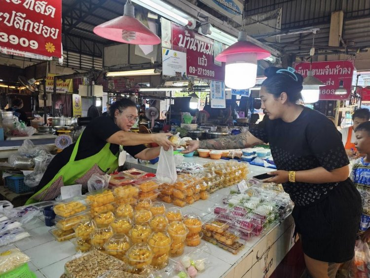 'เอกนิติ' ปลื้ม คนละครึ่งพลัส ดันเม็ดเงินกระจายทั่วประเทศ กระตุ้นจีดีพีได้ 0.2%