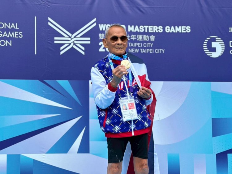 คุณตาสว่าง พร้อมแข่ง กีฬาสูงอายุนานาชาติ ไทยแลนด์ โอเพ่น มาสเตอร์เกมส์ ครั้งที่ 6