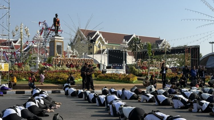 พลังศรัทธาแรงกล้า!นับหมื่นฝ่าลมหนาว ร่วมบวงสรวง 'เจ้าพ่อพญาแล'สุดยิ่งใหญ่