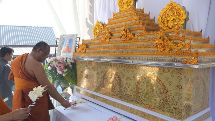 พระมหากรุณาธิคุณล้นเกล้าฯ พระราชทานเพลิงศพเป็นกรณีพิเศษ เหยื่อเครนรถไฟความเร็วสูงถล่มสีคิ้ว