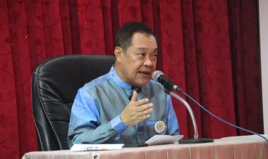 'พ.ต.อ.ทวี' เยือนอัตตัรกียะห์ นราธิวาส ชูธง ‘การศึกษาคือสิทธิ’ รื้อระบบหนี้ กยศ.