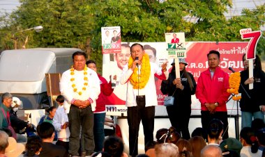 โค้งสุดท้ายเดือด!" พ.ต.อ.กรวัฒน์"ตัวเต็ง เขต 4 สมุทรปราการ พรรคเพื่อไทย ลุยปราศรัย ย้ำเป้าหมายมาสร้างความเจริญ