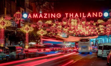 ททท.ประดับไฟเยาวราช รับตรุษจีนสะท้อนมิตรภาพไทย–จีน 51 ปีแน่นแฟ้นในปีม้าทอง