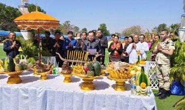 อลังการ "เทศกาลศิลปวัฒนธรรมประเพณี ดนตรี และของดีเมืองพยุห์"