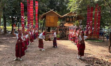 เทศกาลดอกลำดวนบานสืบสานประเพณี 4 เผ่าไทศรีสะเกษ  ยิ่งใหญ่ ไฉไลมโหฬาร