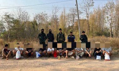 ทหาร ฉก.ราชมนูสกัดจับ 11 ชาวจีนลักลอบนั่งเรือข้ามแม่น้ำเมย เข้าไทย