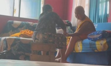 เจ้าอาวาส-สำนักพุทธฯเรียกสอบ 2 พระสูงวัย  ให้โยมผู้หญิงนวดไหล่-บ่าแขน