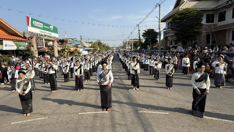 "บ้านเขว้า" จัดใหญ่! มหกรรมฉลองอนุสาวรีย์เจ้าพ่อพญาแล-บุญลอมข้าวใหญ่ ชู "ผ้าไหมล้ำค่า" ปั้นซอฟต์พาวเวอร์ชัยภูมิกระหึ่มโลก