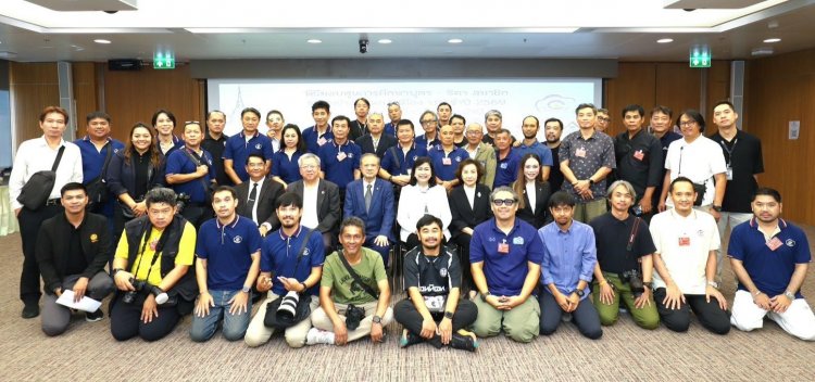 ชมรมช่างภาพการเมือง จัดพิธีมอบทุนการศึกษาบุตร-ธิดา ครั้งที่ 16 เสริมสวัสดิการคนสื่อ-สร้างอนาคตเยาวชน